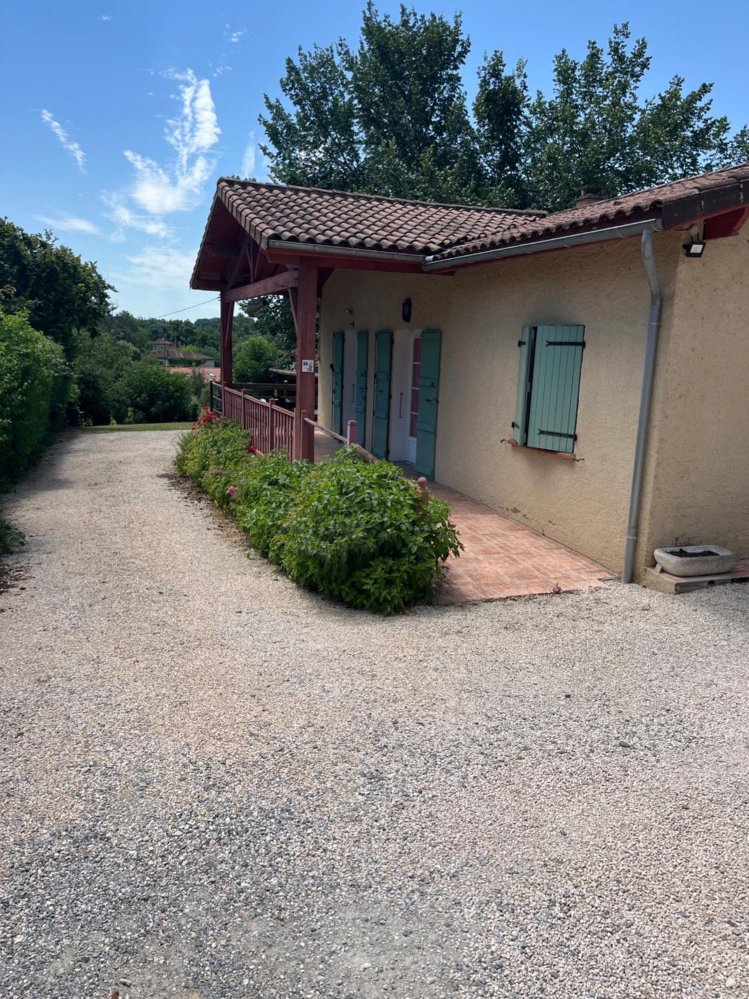 Logement Vic-Fezensac Εξωτερικό φωτογραφία